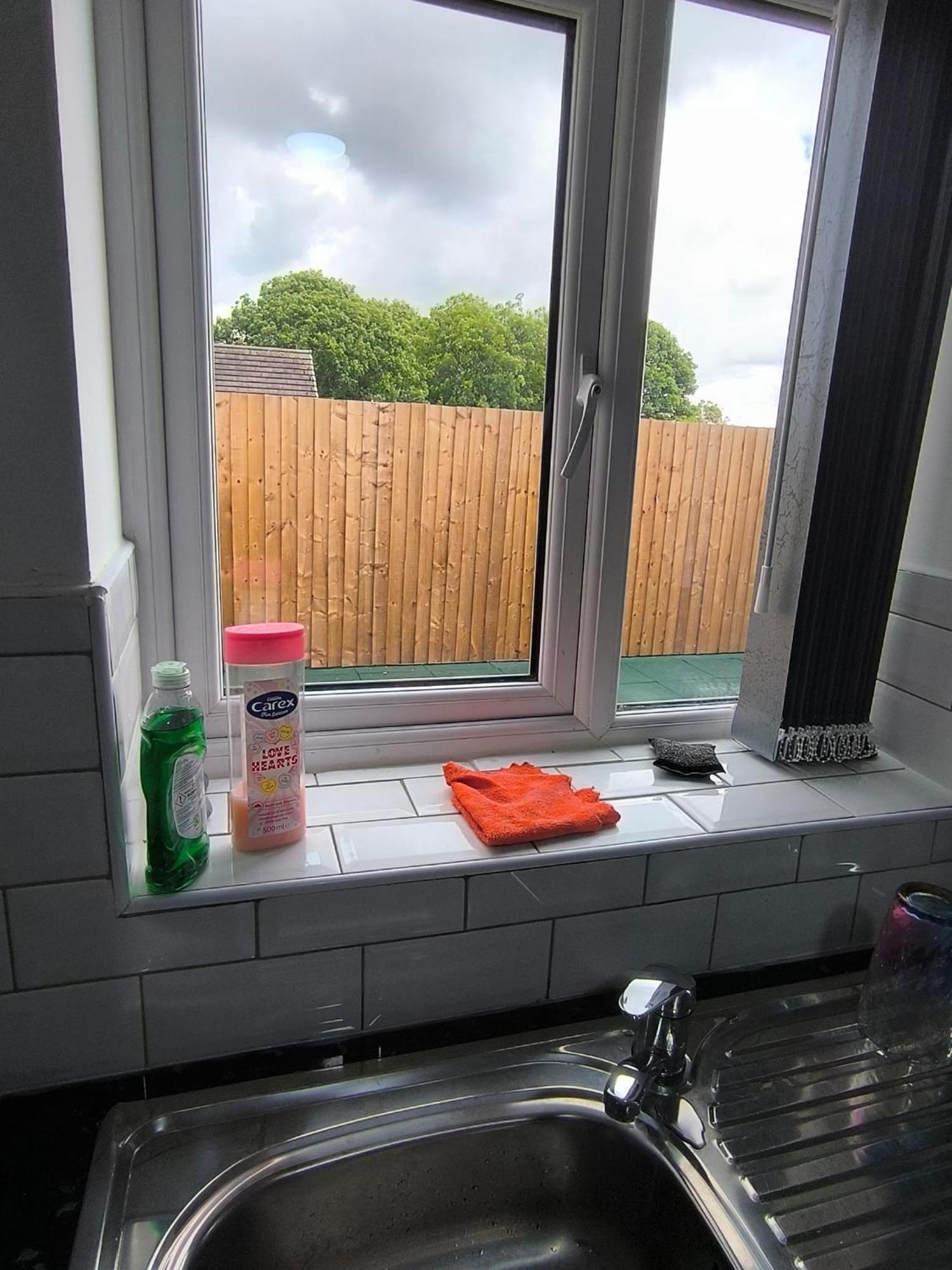Spacious Full Home - Perfect For Families & Groups Oldbury  Exterior photo